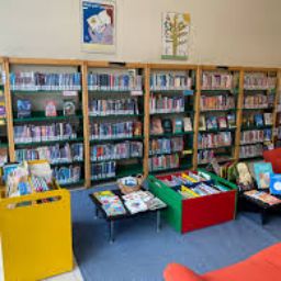 Biblioteca di Sommacampagna