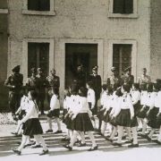 467. SFILATA PICCOLE ITALIANE IN VIA C. ALBERTO