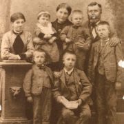312. GRUPPO FAMILIARE