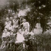 437. RACCOLTA DELLE PESCHE_1925